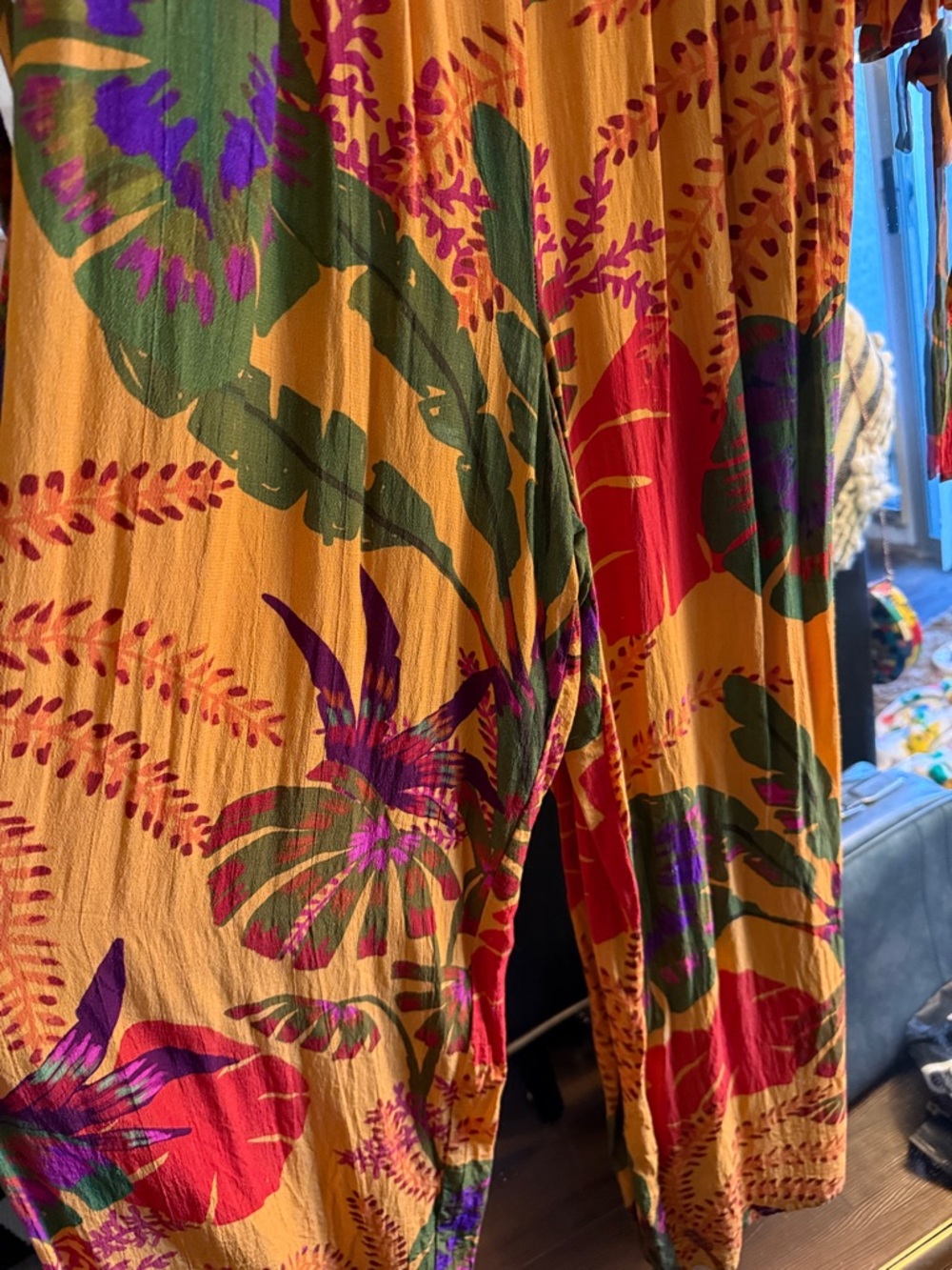 FARM Rio Sweetheart Jumpsuit 🦜 🧡 - Picture 6 of 9